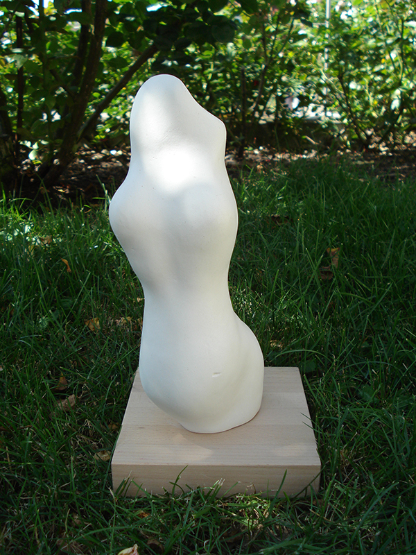 abstrakte Steinzeugskulptur Verformte Körperlichkeit - ArtLara
